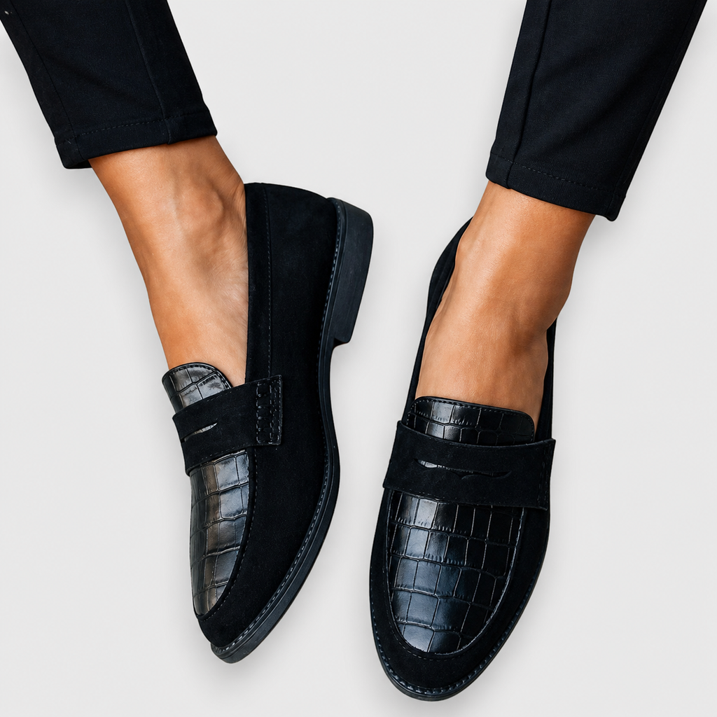 Engracia™ | Mocasín Negro con Textura y Borlas