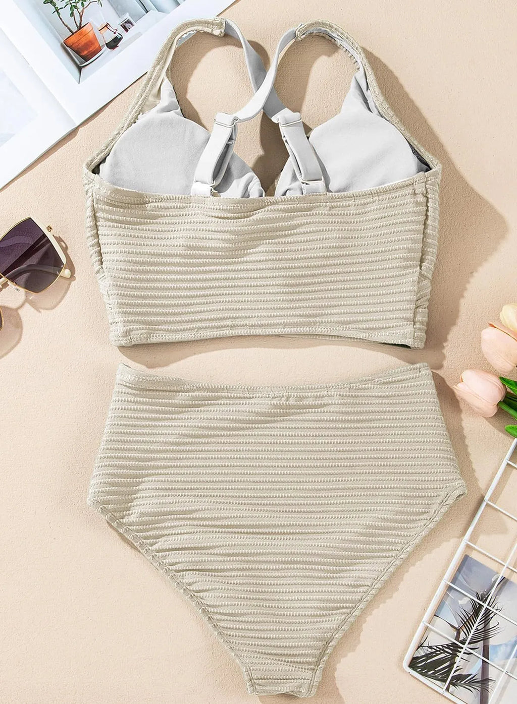 Crescencia™ | Bikini texturizado de tiro alto con top cruzado