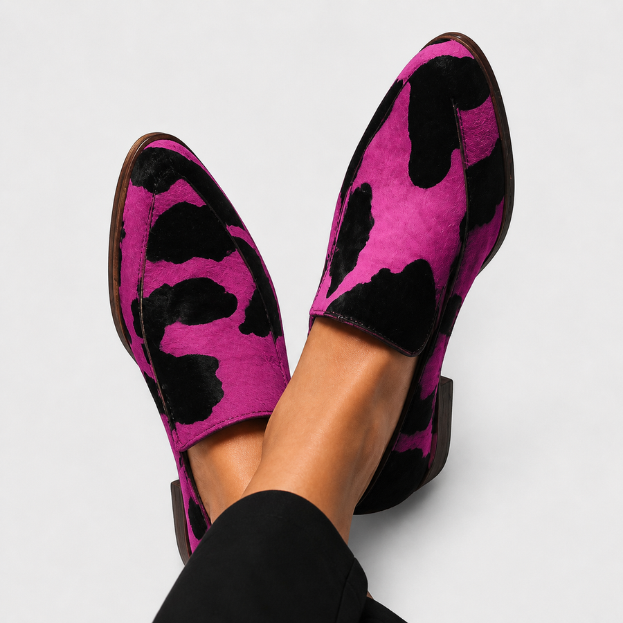 Casimira™ | Mocasín Estampado Vaca con Borlas