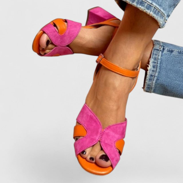 Solange™ | Sandalia Compensada Colorida con Tira Ajustable