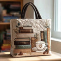 Dolores™ | Bolso Tote Artesanal con Estampado de Libros y Café