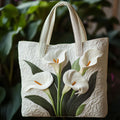 Encarna™ | Bolso Tote Acolchado Artesanal con Estampado de Calas Blancas