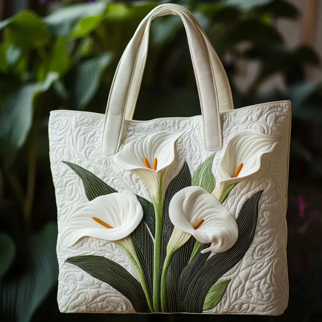 Encarna™ | Bolso Tote Acolchado Artesanal con Estampado de Calas Blancas