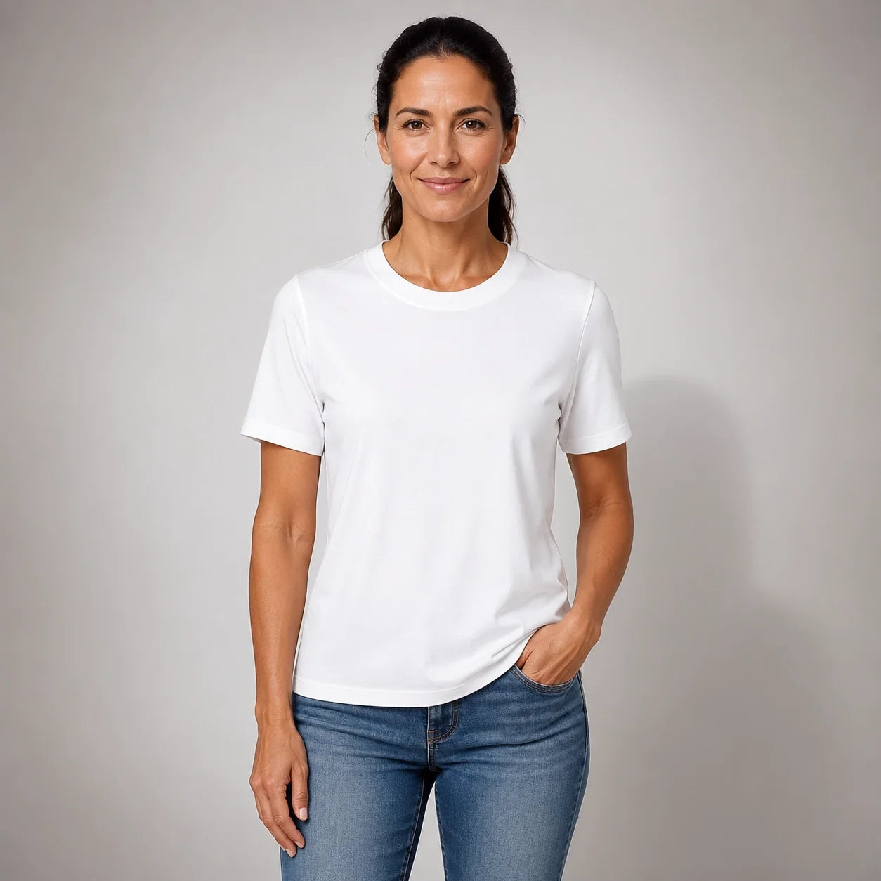 Elena™ | Camiseta Básica de Color Liso