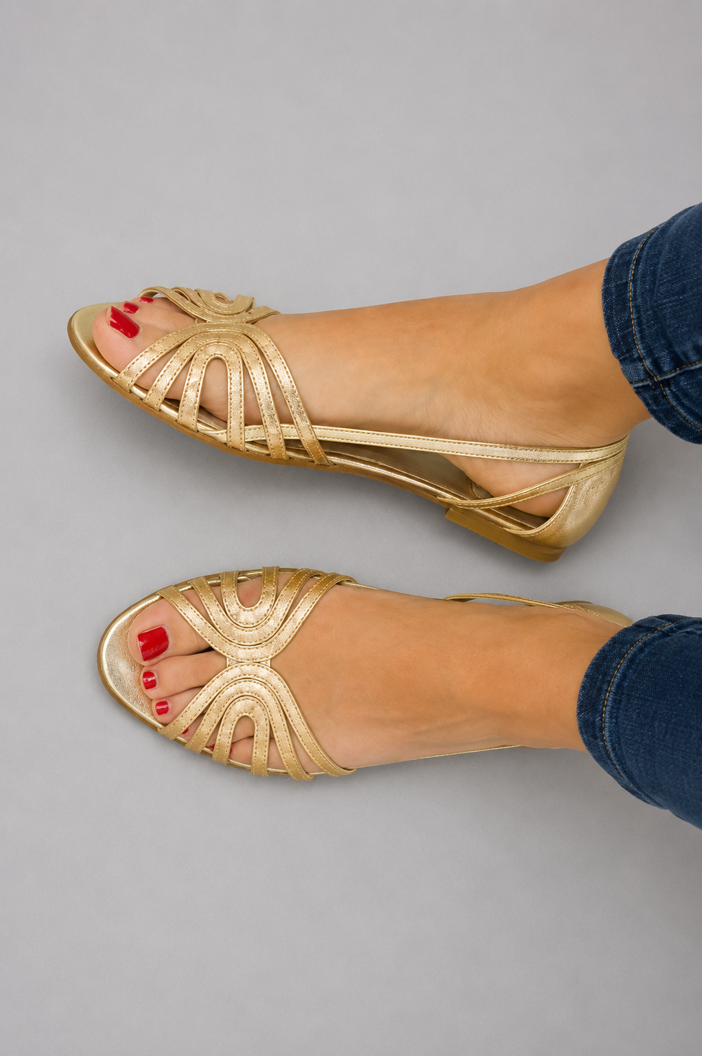 Aitana™ | Sandalias Planas Metalizadas
