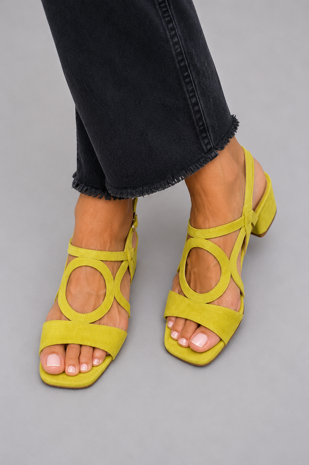 Begoña™ | Sandalias Planas con Detalle Circular