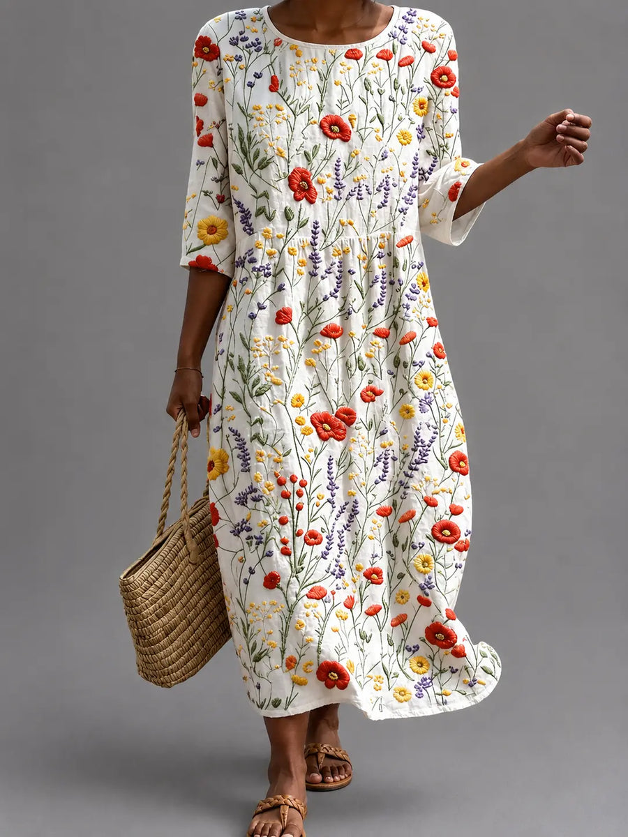 Vestido informal de mujer con estampado floral.