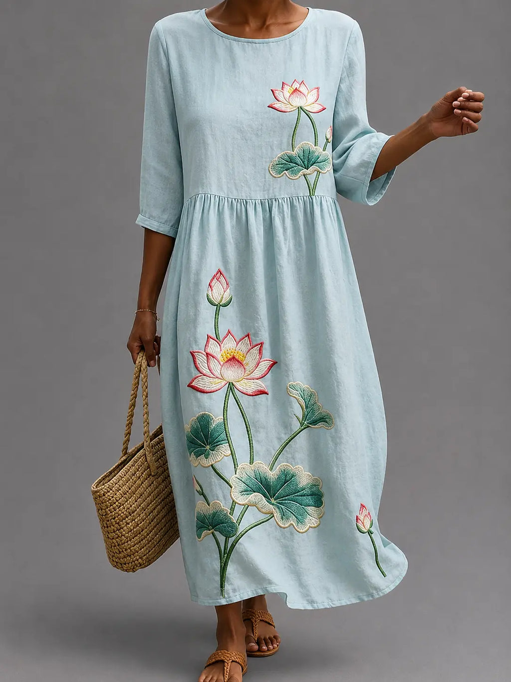 Vestido informal de mujer con estampado floral.