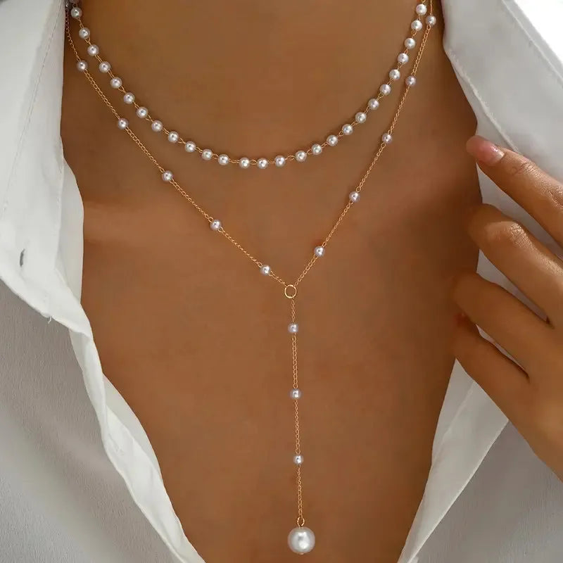 Collar de perlas de dos hileras con colgante