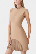 Karen Vestido Mini con Cuello Alto y Detalle Plisado