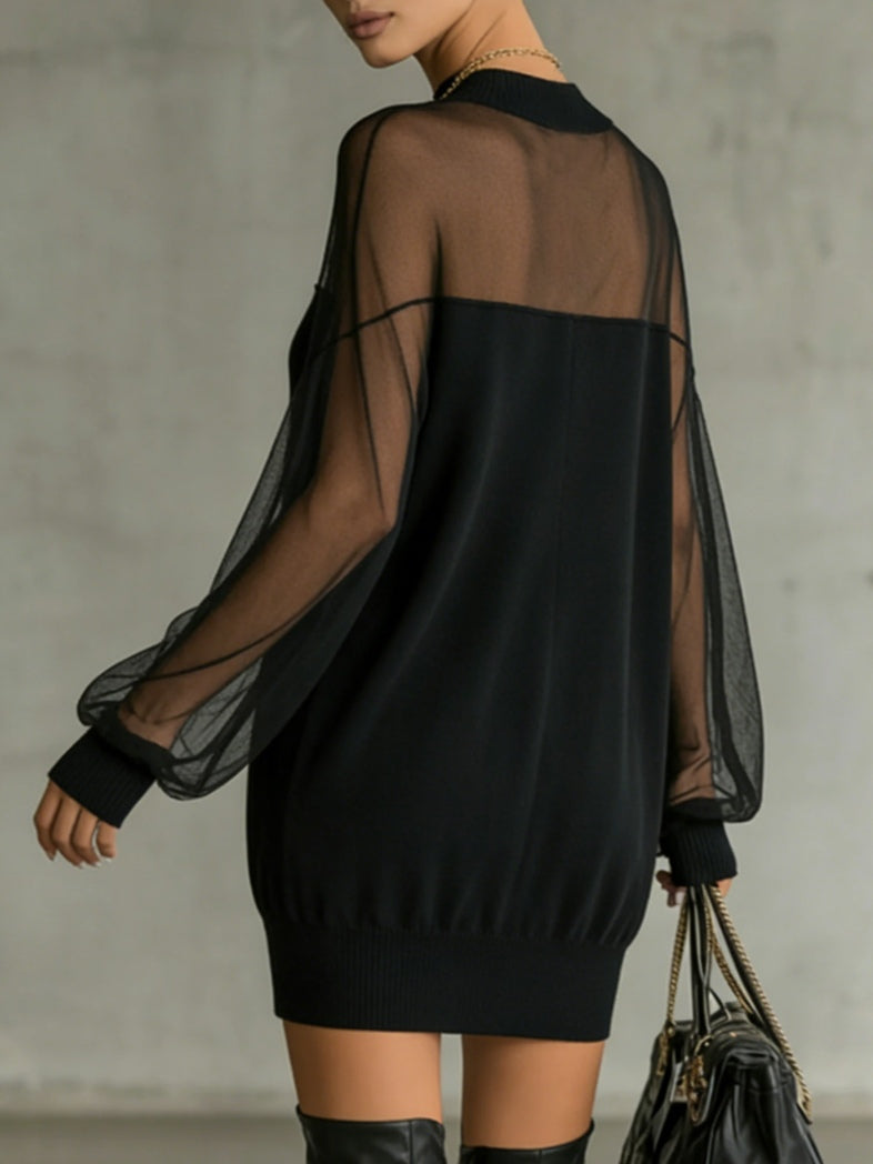 Amelia™ | Vestido Corto Negro con Mangas de Encaje