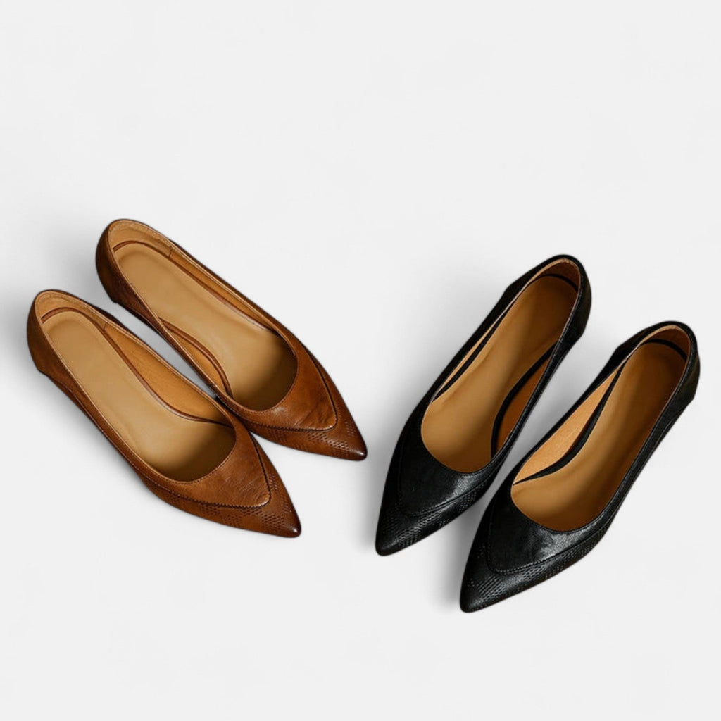 Regina™ | Escarpín de Piel con Textura y Tacón Kitten